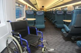 Поезд Сапсан, вагон №6, места для крепления инвалидных колясок
